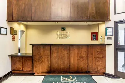 Photo 5 - Quality Inn & Suites Coliseum