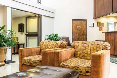 Photo 3 - Quality Inn & Suites Coliseum