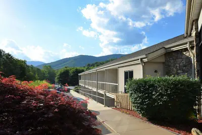 Photo 3 - Quality Inn Cherokee Riverside