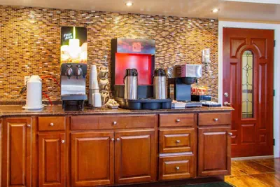 Photo 2 - Rodeway Inn Meadowlands