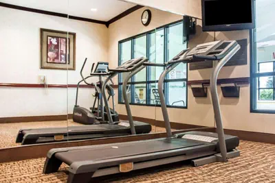 Photo 4 - Quality Inn Near Walden Galleria Mall
