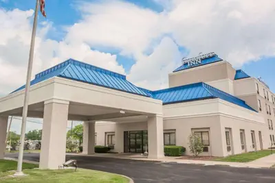 Photo 3 - Comfort Inn - NYS Fairgrounds