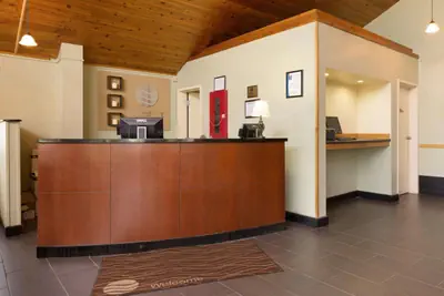 Photo 3 - Comfort Inn & Suites Syracuse-Carrier Circle