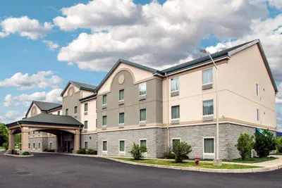 Photo 2 - Quality Inn & Suites Fishkill South near I-84