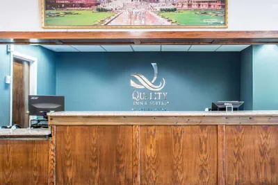 Photo 3 - Quality Inn & Suites Palm Island Indoor Waterpark