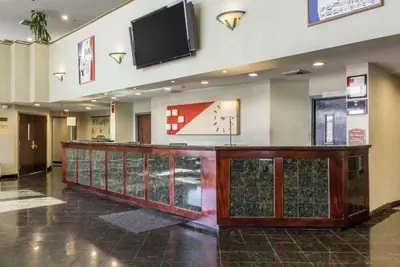 Photo 4 - Clarion Hotel & Conference Center