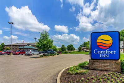 Photo 3 - Comfort Inn Millersburg