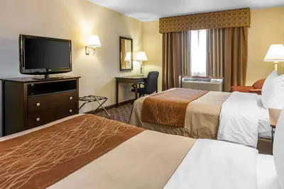 Photo 5 - Quality Inn Defiance