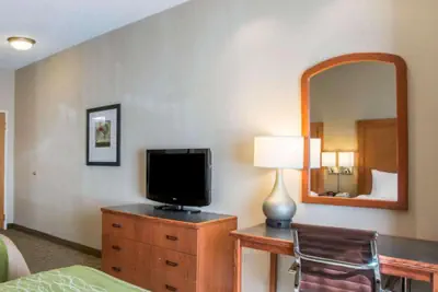 Photo 5 - Comfort Inn & Suites West Chester - North Cincinnati