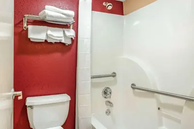 Photo 5 - Rodeway Inn Prattville I-65
