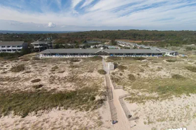 Photo 3 - Driftwood Resort on the Ocean