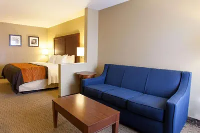 Photo 5 - Quality Inn & Suites I-40 East
