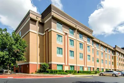 Photo 2 - Comfort Suites Bentonville - Rogers