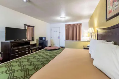 Photo 2 - The Magnolia Hotel Searcy