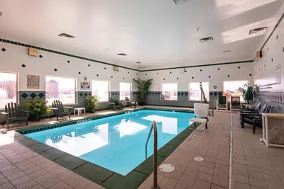 Photo 4 - Quality Inn Dodge City