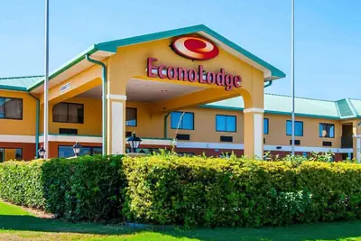 Photo 5 - Motel 6 Prattville AL