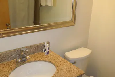 Photo 3 - Crystal Inn - Neptune