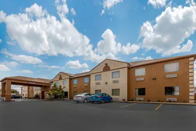 Photo 2 - Quality Inn West Memphis I-40