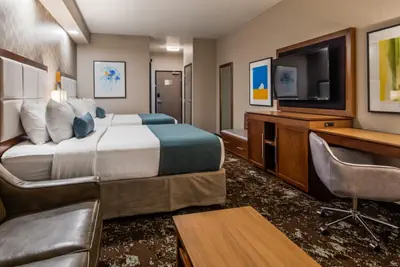 Photo 5 - Best Western Premier Des Moines-Ankeny Hotel