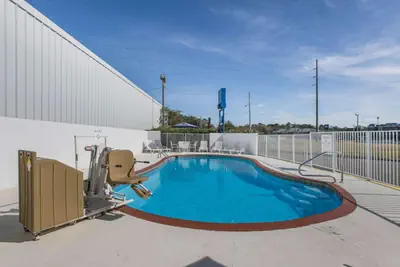 Photo 4 - Motel 6-Dothan, AL