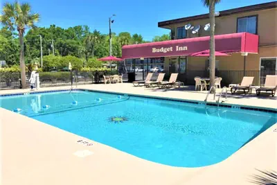 Photo 3 - Budget Inn Conway