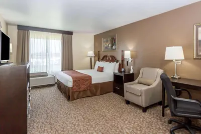 Photo 3 - Wingate by Wyndham Joliet
