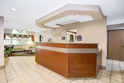 Photo 4 - Microtel Inn & Suites by Wyndham Mason