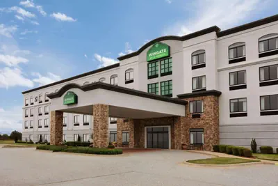 Photo 2 - Wingate by Wyndham Bentonville