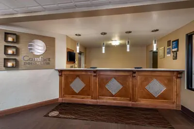 Photo 4 - Comfort Inn & Suites Springfield I-44