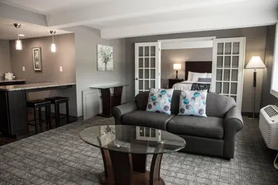 Photo 2 - Red Lion Inn & Suites Urbana