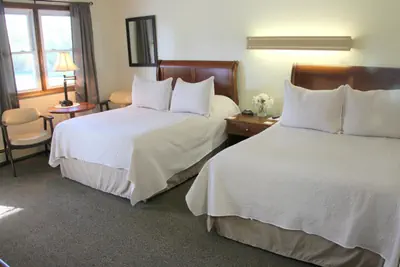 Photo 5 - All Seasons Inn