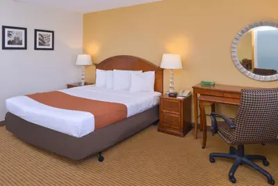 Photo 3 - Americas Best Value Inn Plattsburgh