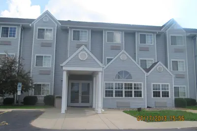 Photo 2 - Microtel Inn by Wyndham Champaign