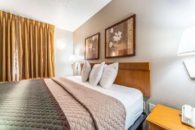 Photo 5 - Welcome Suites-O'Fallon