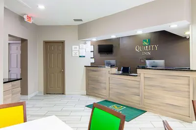 Photo 4 - Quality Inn Villa Rica