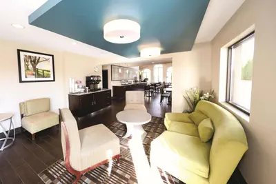 Photo 4 - La Quinta Inn by Wyndham Sandusky near Cedar Point