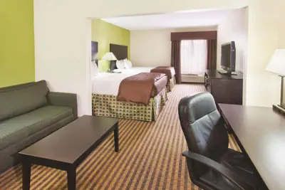 Photo 4 - La Quinta by Wyndham Columbus - Grove City