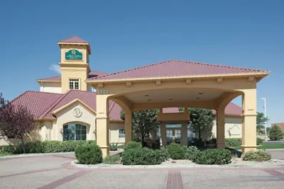 Photo 4 - La Quinta by Wyndham Pueblo