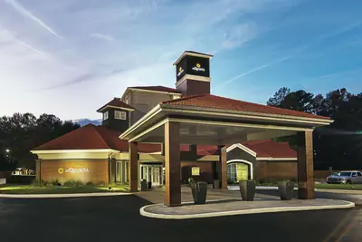 Photo 4 - La Quinta by Wyndham Atlanta Conyers