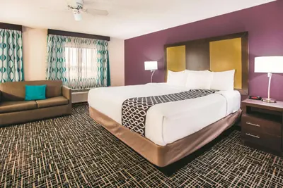 Photo 4 - La Quinta by Wyndham Cincinnati NE - Mason