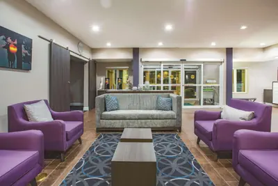 Photo 4 - La Quinta by Wyndham Russellville