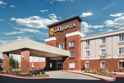 Photo 4 - La Quinta by Wyndham Milledgeville