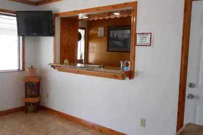 Photo 5 - Budget Inn and Suites Siloam Springs