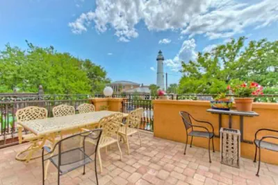 Photo 2 - Ocean Inn & Suites