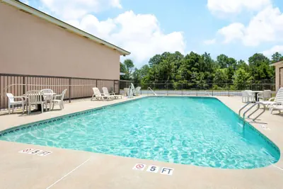 Photo 3 - Days Inn by Wyndham Aiken - Interstate Hwy 20