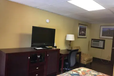 Photo 4 - Americas Best Value Inn Stone Mountain Atlanta E