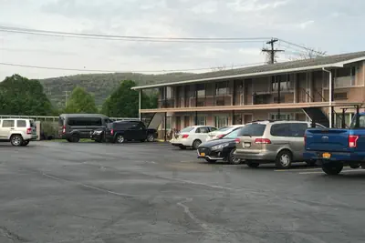 Photo 2 - Travel Inn