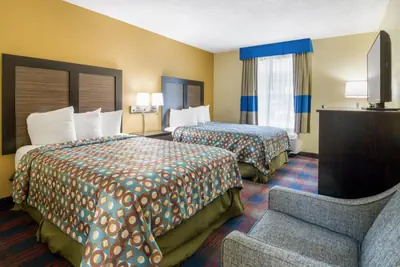 Photo 2 - Americas Best Value Inn - Clayton
