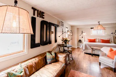 Photo 2 - The Loft