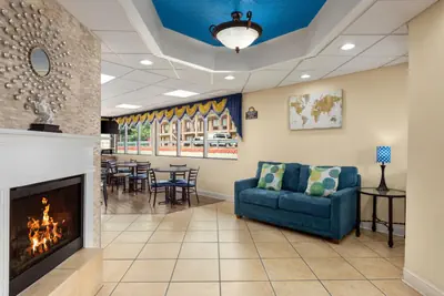Photo 5 - Days Inn by Wyndham Weldon Roanoke Rapids